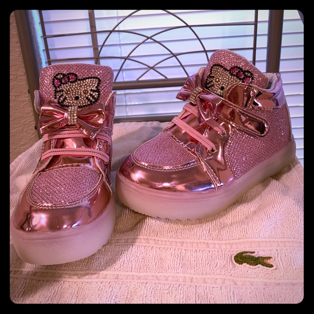 NIB Hello Kitty Pink High Top Sneakers Size 10 11